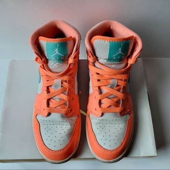 2018 Air Jordan 1 Mid GG ‘Crimson Pulse’ - Picture 7 of 9